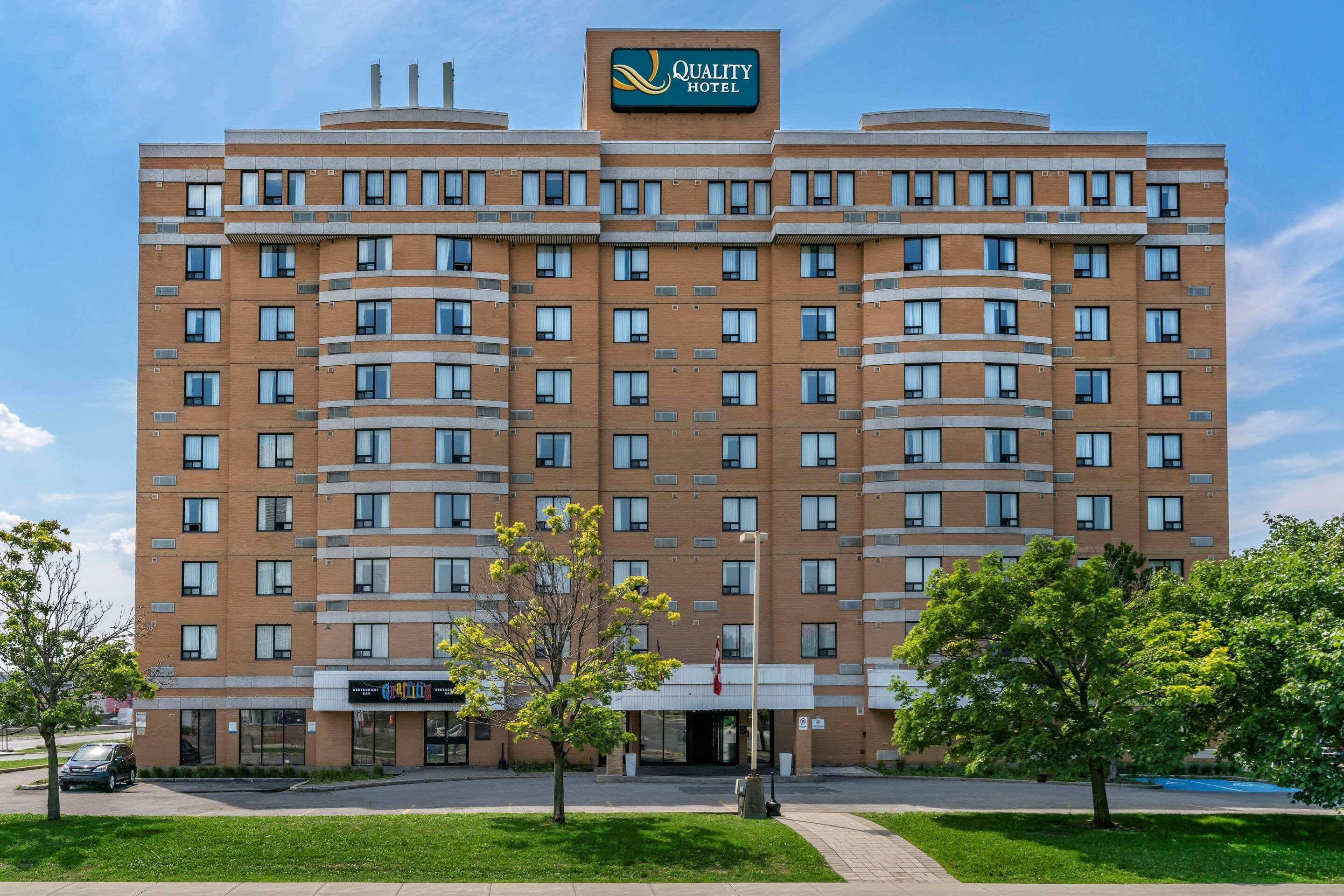 Quality Inn And Suites Montreal East Zewnętrze zdjęcie